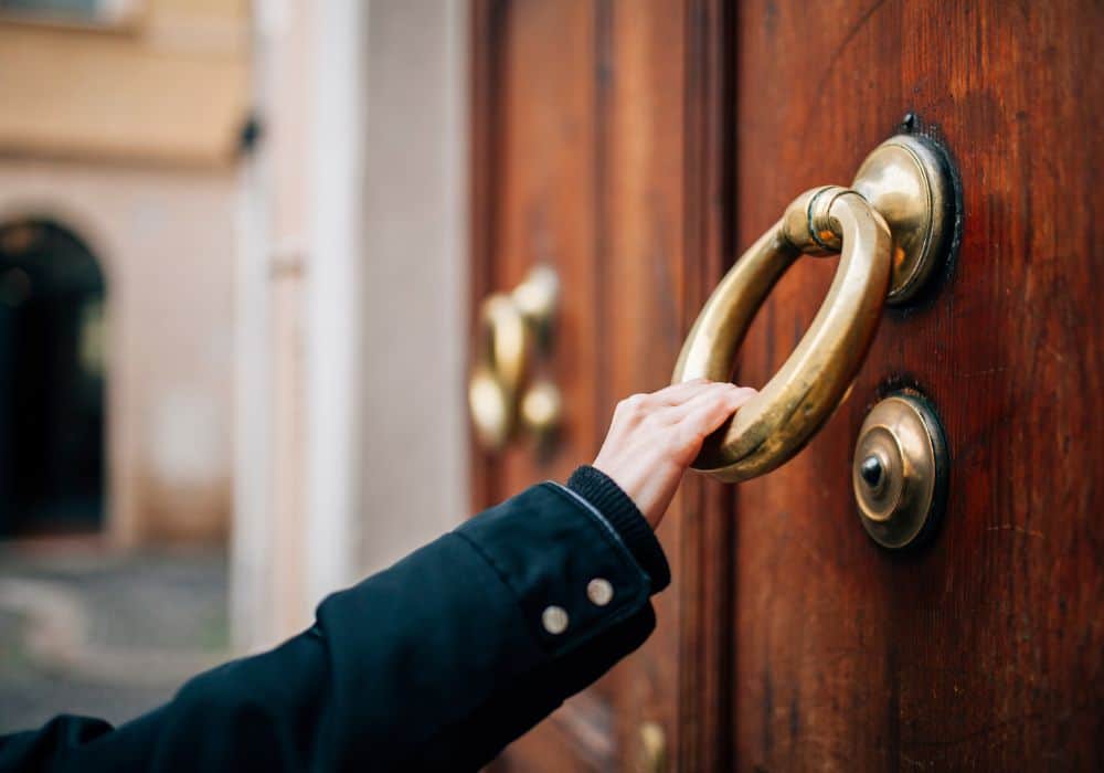 Common Themes for Knocking at a Door