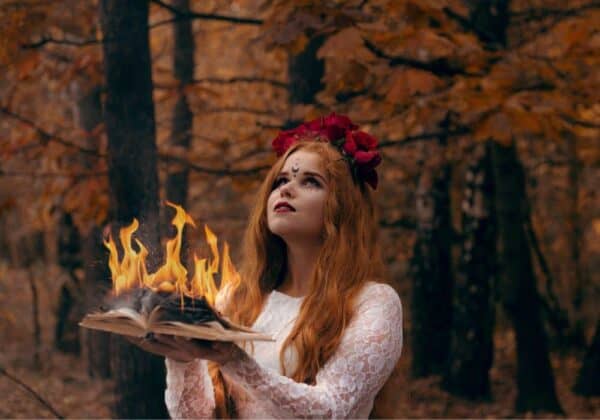 What Does It Mean When You Dream About Witches? (8 Spiritual Meanings)