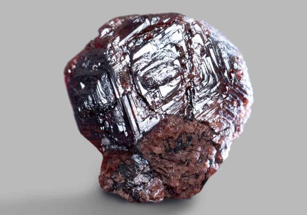 Who Can Benefit From Hematite Stone