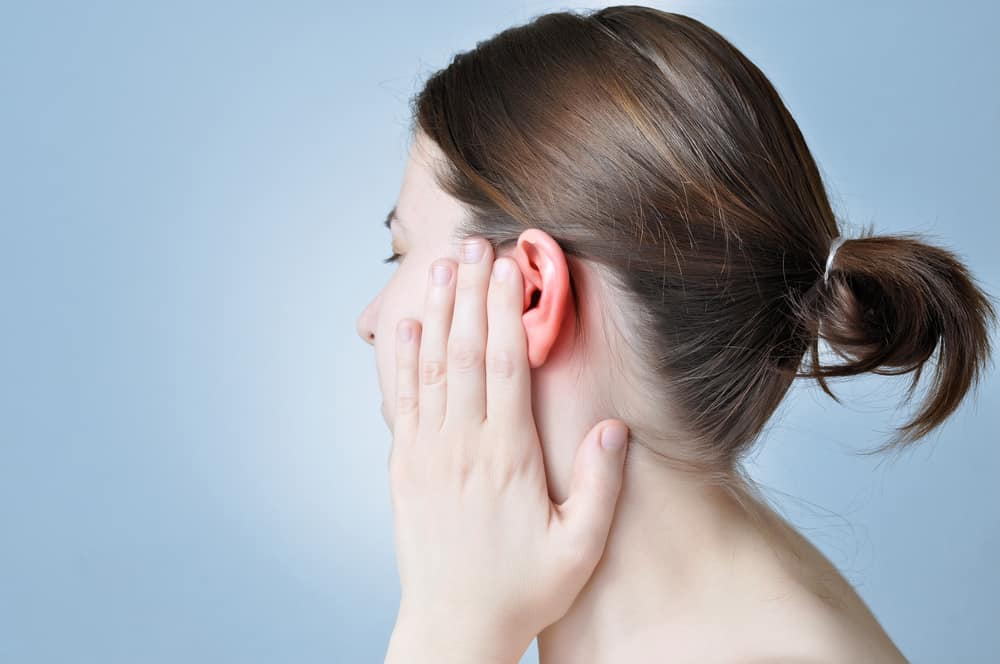 what does it mean when your left and right ear is burning
